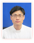 萬代 雄嗣
